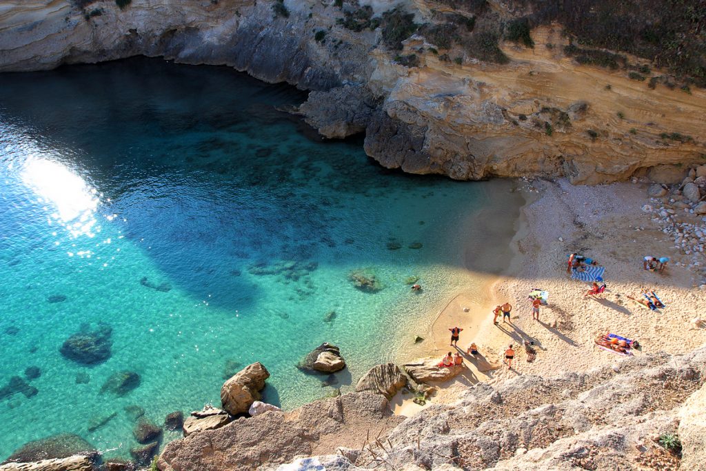 Spiaggetta della Baia di Porto Miggiano