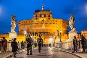 Castel Sant'Angelo fotografato da ponte Sant'Angelo, ecco cosa vedere a Roma in tre giorni