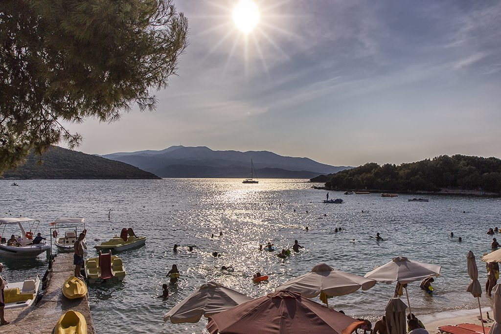 Vista sulla baia di Ksamil scoperta durante il Tour in Albania 