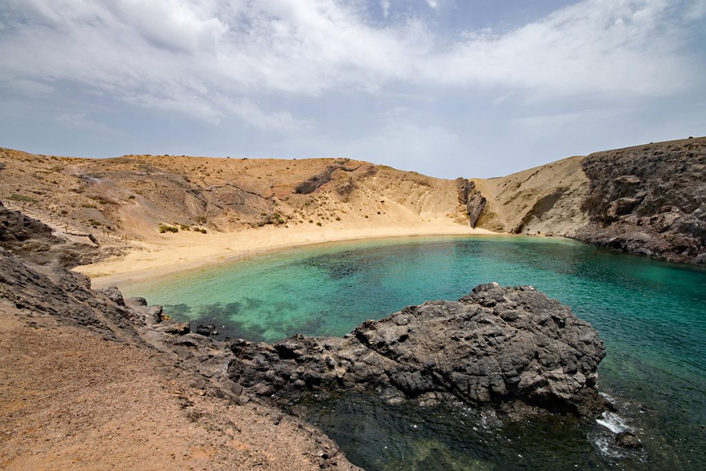 Playa del Papagayo, Spagna -Spiagge più belle della Spagna - Viaggi tra le righe