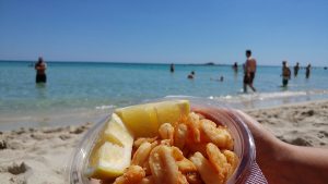 Frittura mangiata in riva al mare del Salento