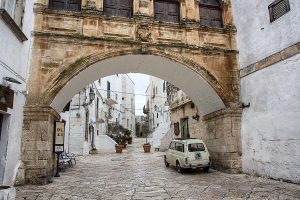 Arco Scoppa, Ostuni - Viaggi tra le righe - Blog di Antonio Rotundo