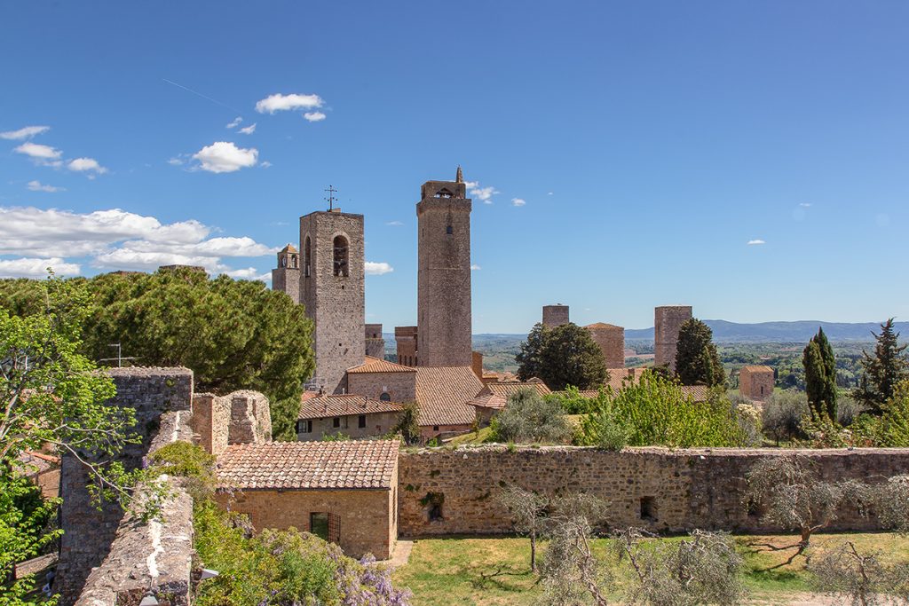 le torri di San Gimignano viste dalla Rocca di Montestaffoli, ecco cosa vedere a San Gimignano.