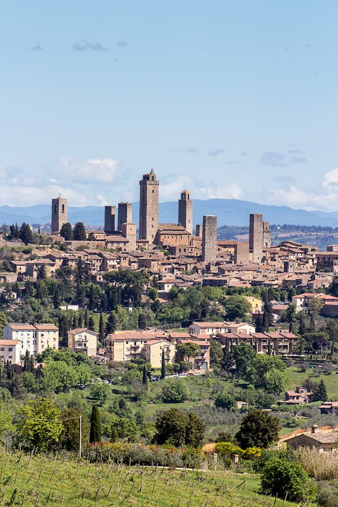 una serie di torri medievali, ecco cosa vedere a San Gimignano