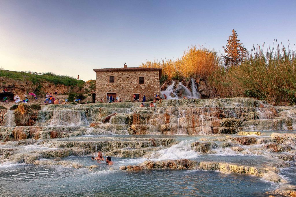 Varie vache di acqua termale situate nelle campagne di Grosseto, cosa vedere in Maremma