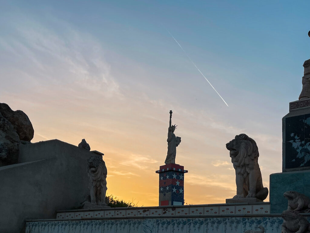 statua della libertà guagnano