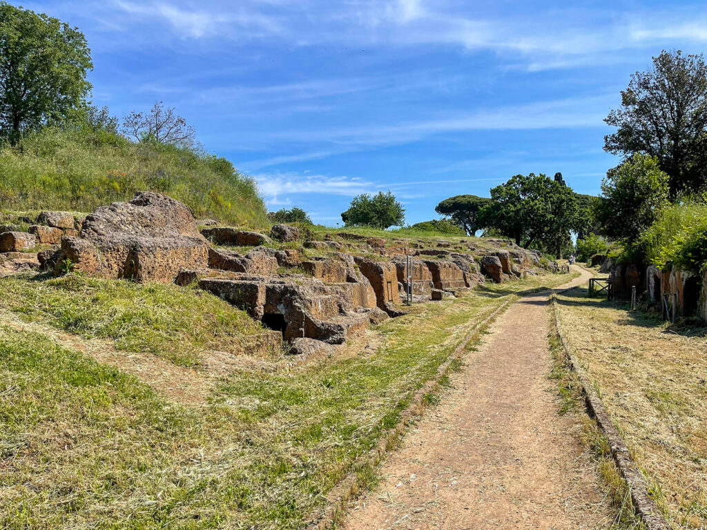 Percorso gratuito necropoli di cerveteri