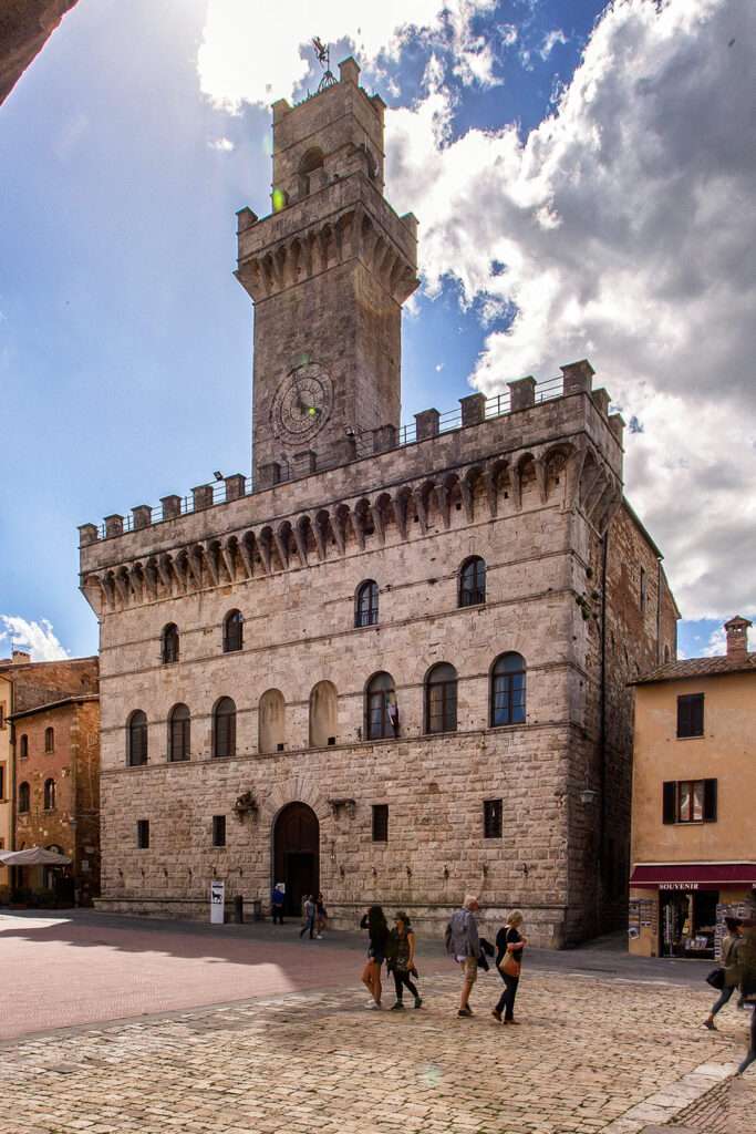 Palazzo Comunale, cosa vedere a Montepulciano